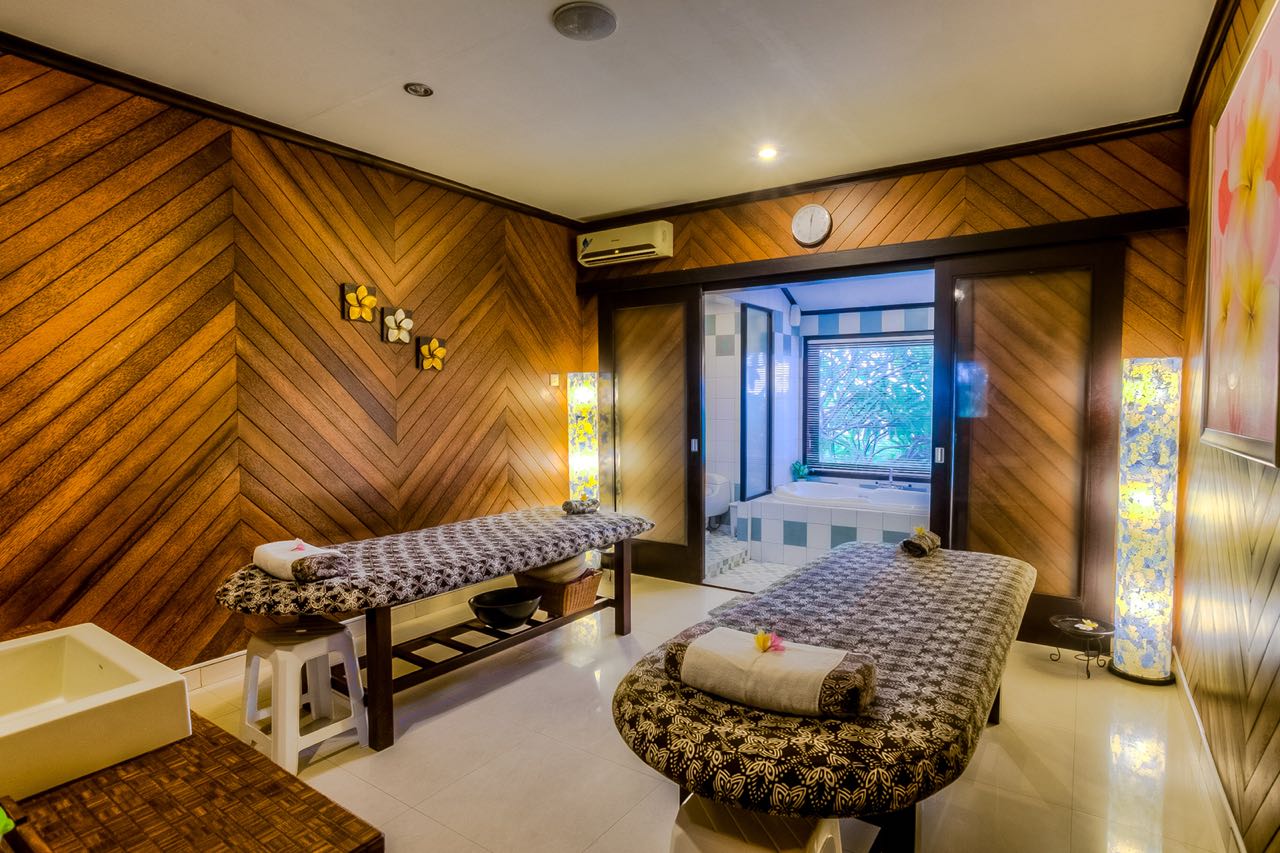 ROOM 2